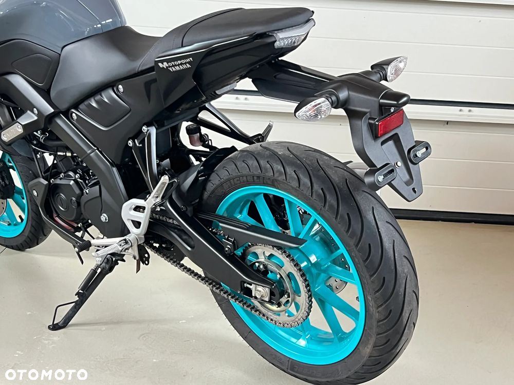 Yamaha MT - 16