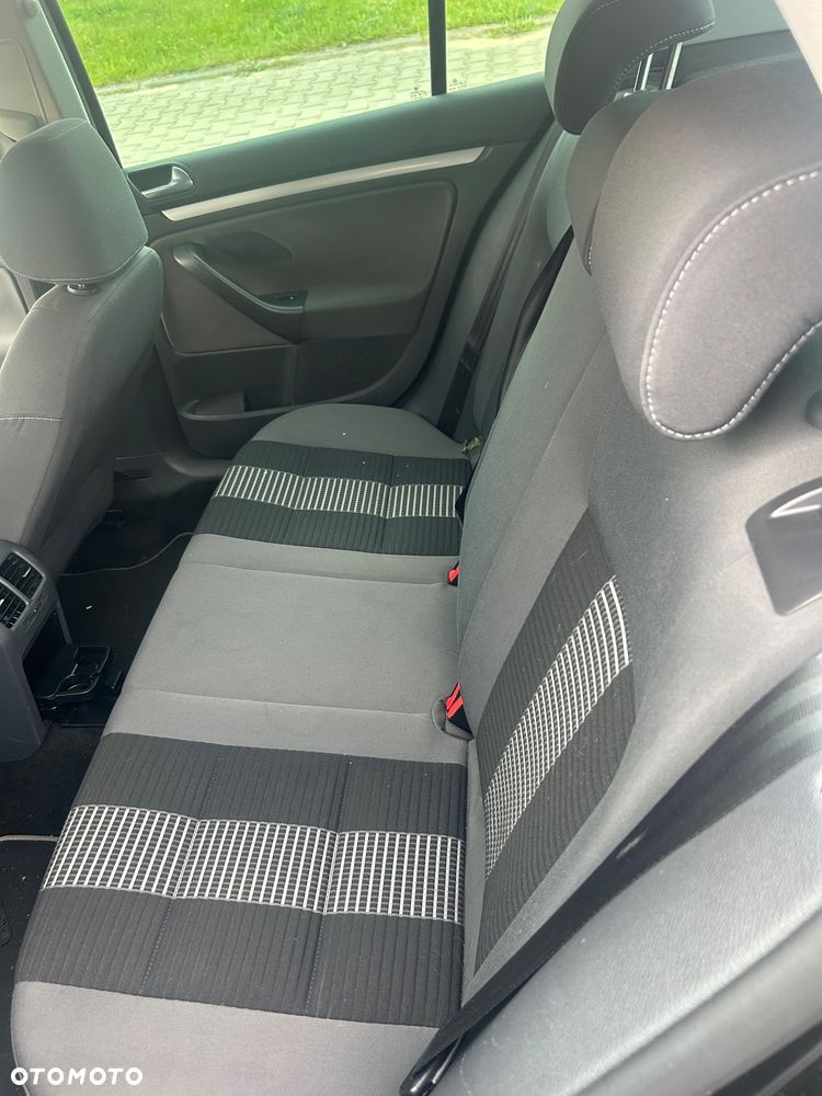 Volkswagen Golf 1.6 United - 15