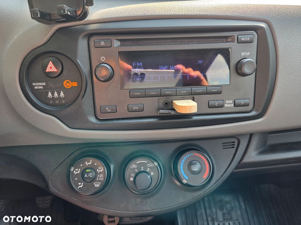 Toyota Yaris 1.5 Active - 17