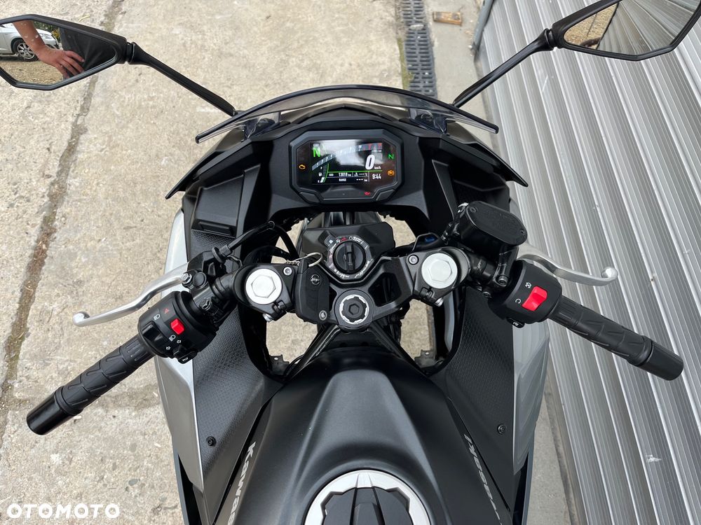 Kawasaki Ninja - 35