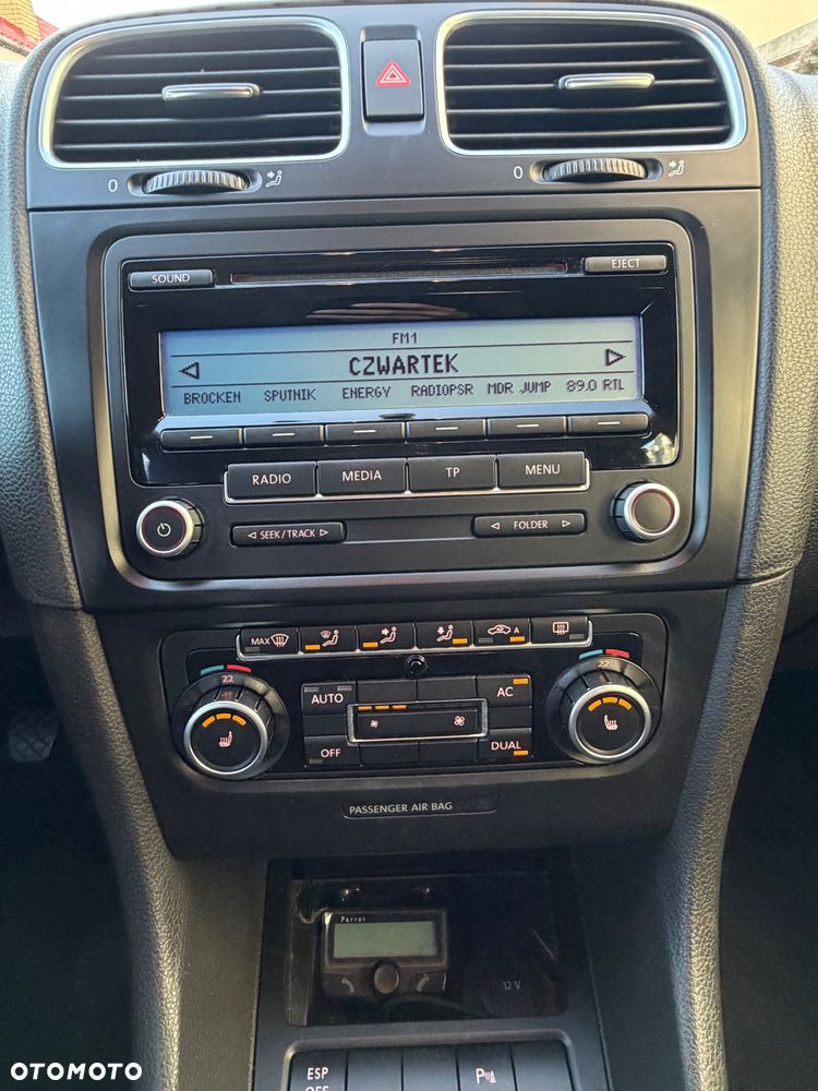 Volkswagen Golf - 30