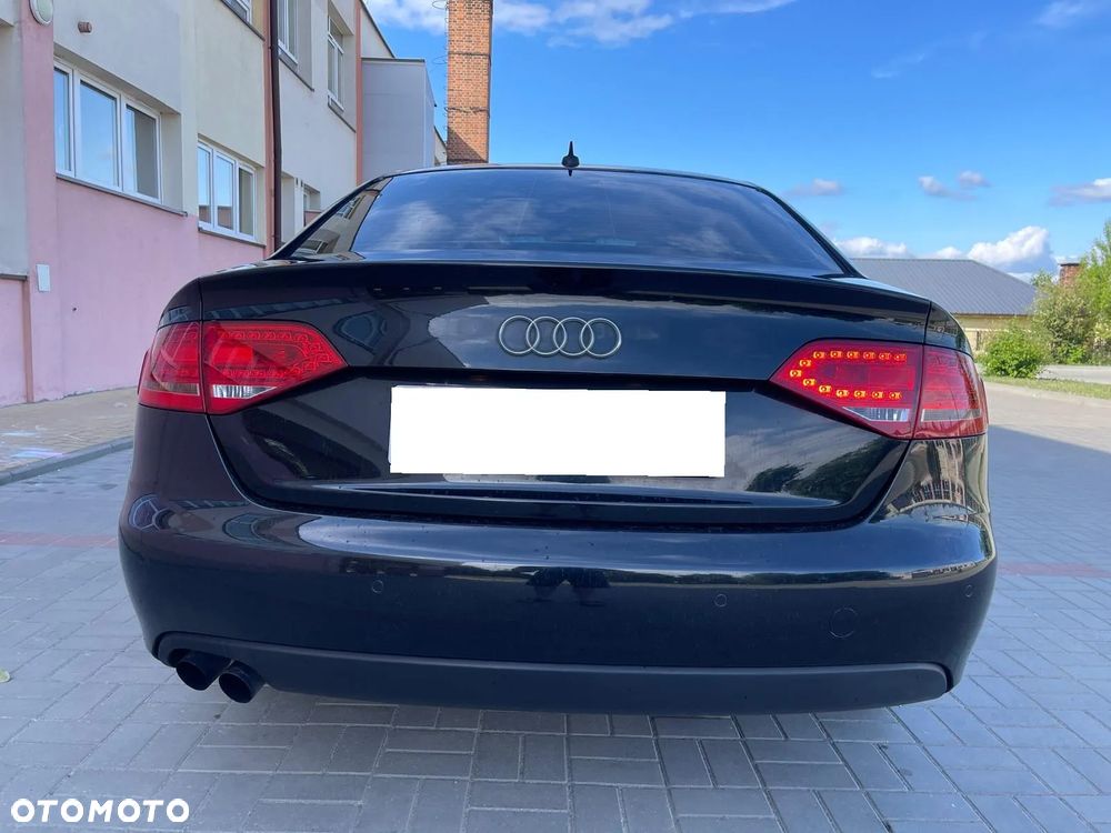 Audi A4 Avant 1.8 TFSI Ambiente - 32