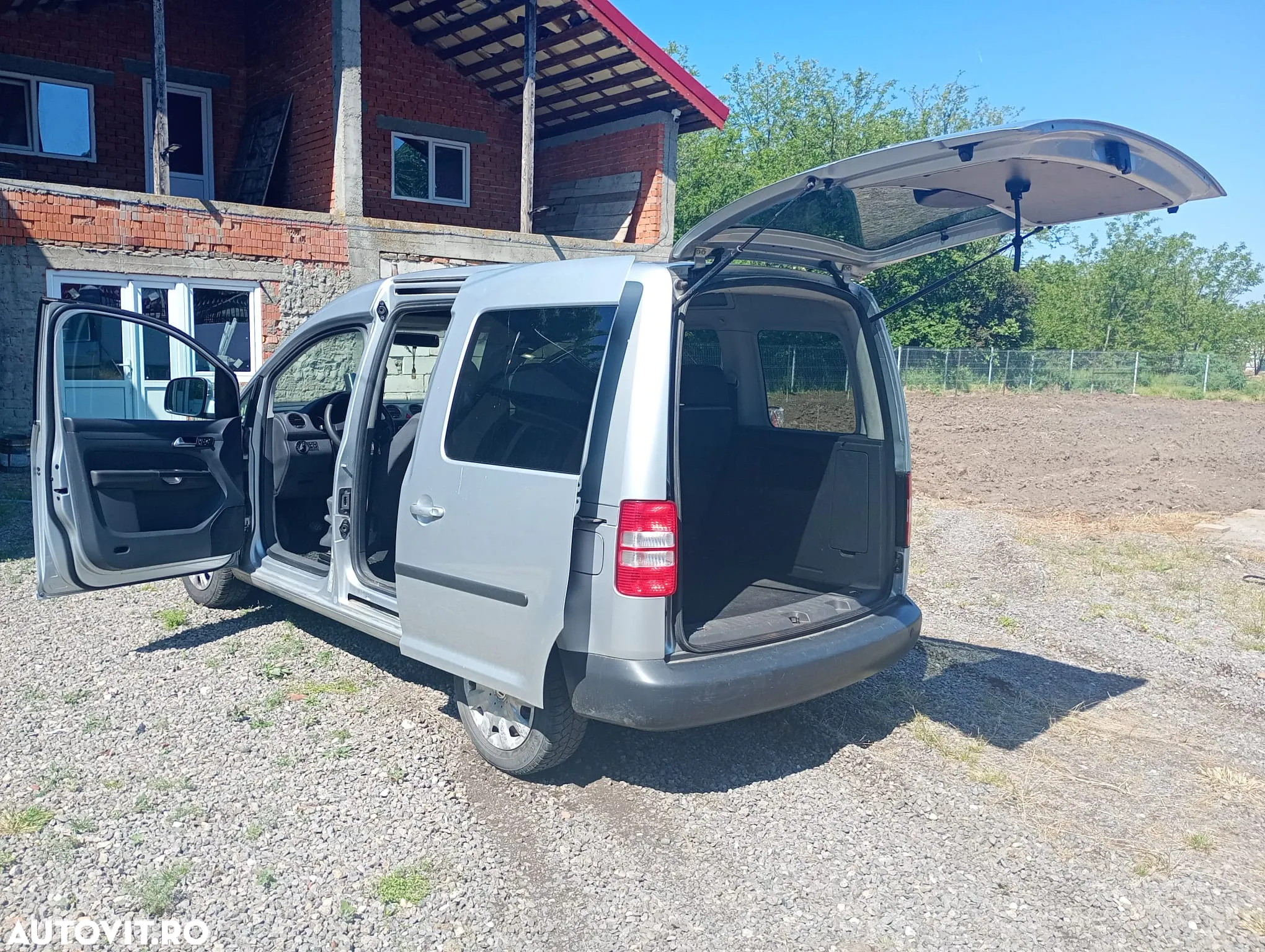 Volkswagen Caddy - 4