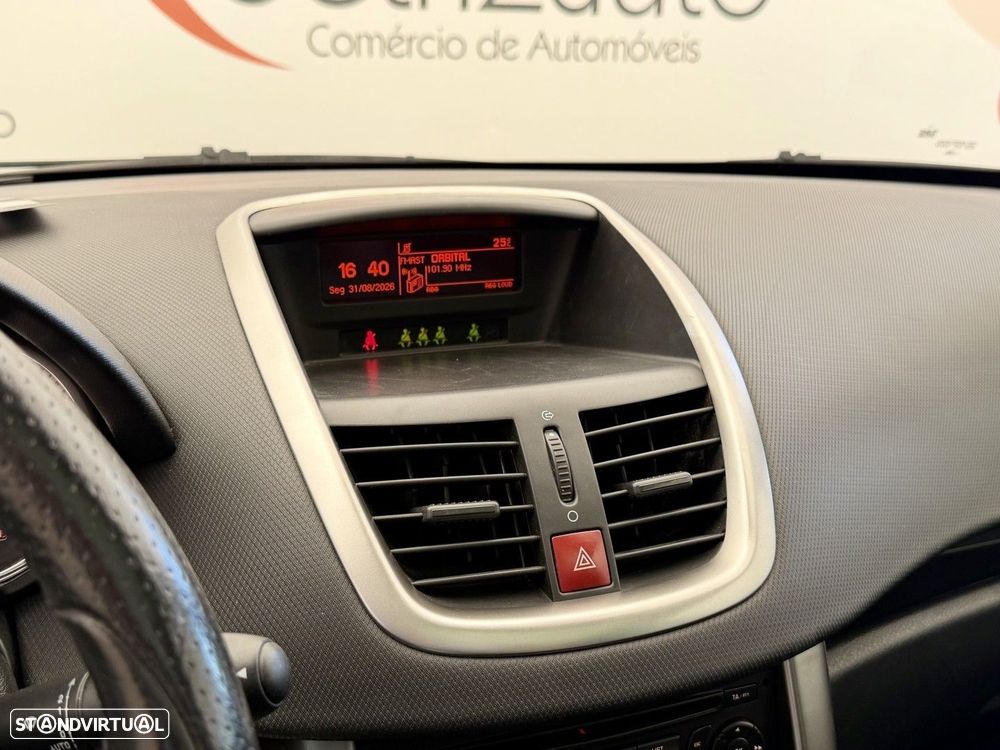 Peugeot 207 SW 1.6 HDi Outdoor - 16