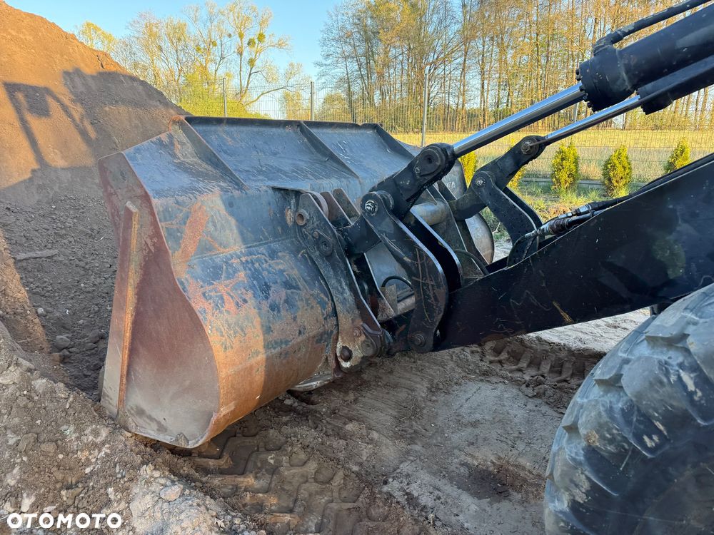 Volvo L70 BM - 14