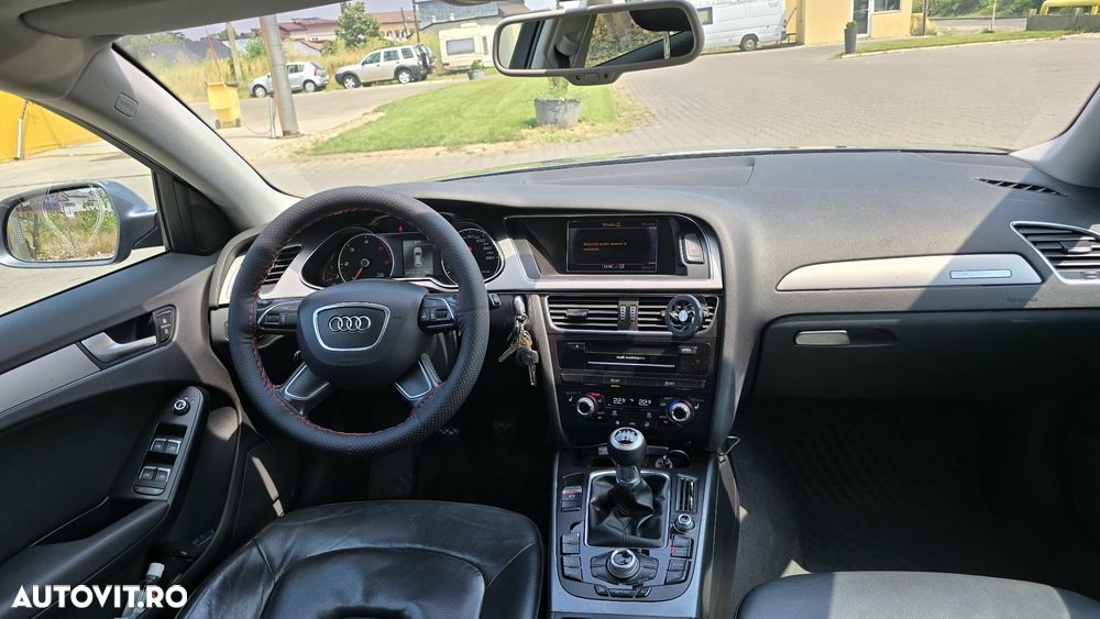 Audi A4 Limuzina 2.0 TDI DPF quattro Attraction - 11