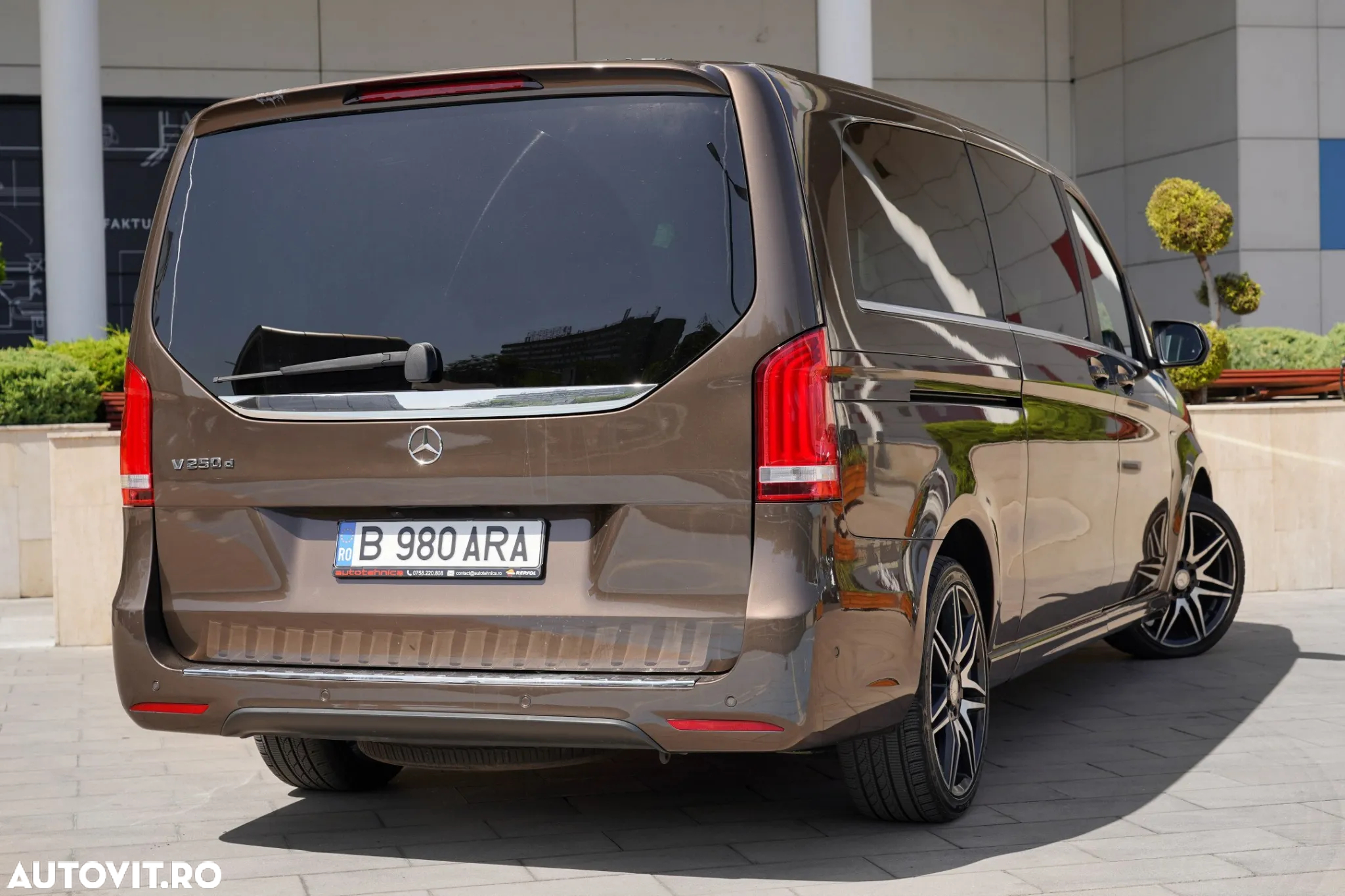 Mercedes-Benz V 250 BlueTEC Aut. Extralong Avantgarde - 14