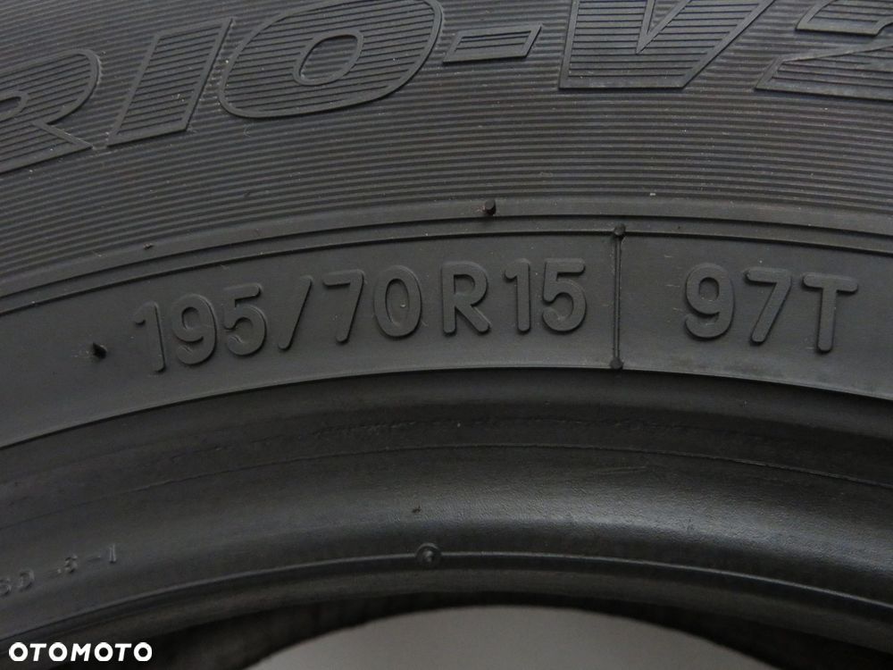 195/70R15 OPONA CAŁOROCZNA Toyo Vario-V2+ 97T XL - 4