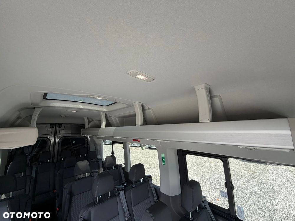 Ford Transit - 26