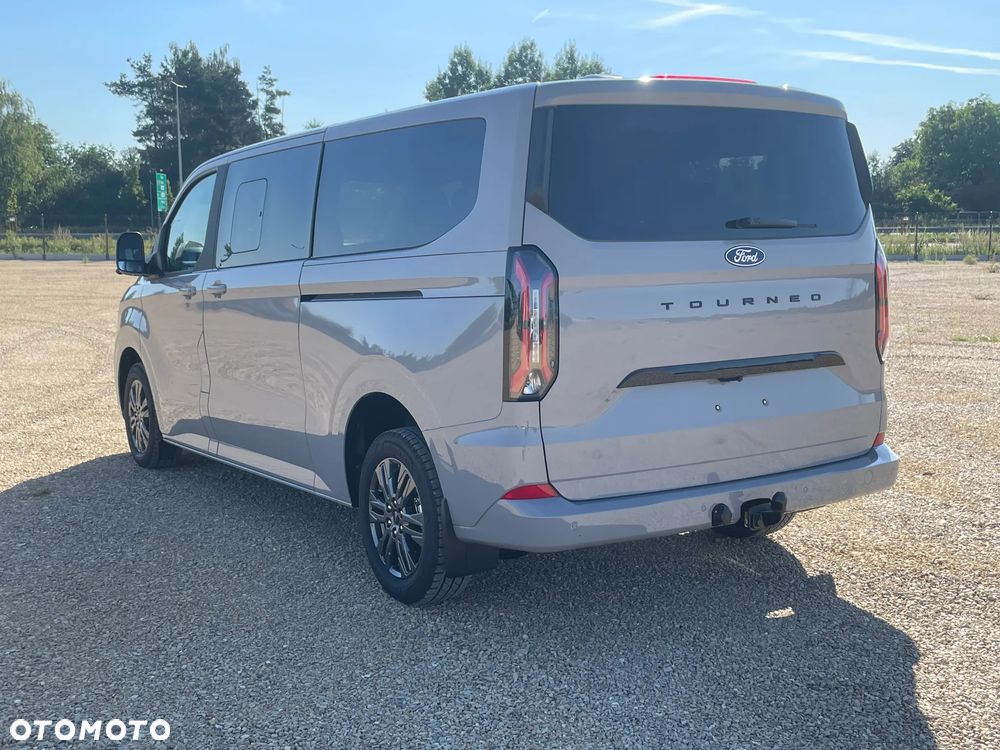 Ford Tourneo Custom 2.0 EcoBlue 320 L2 Titanium - 8
