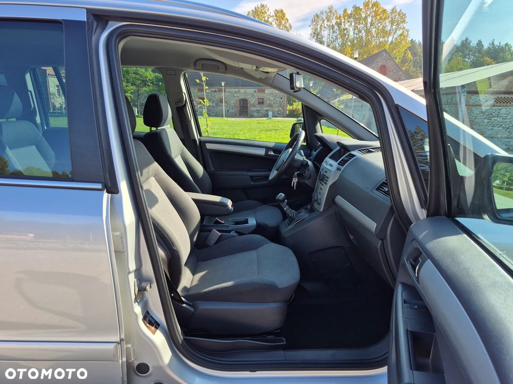 Opel Zafira 1.8 Active - 28