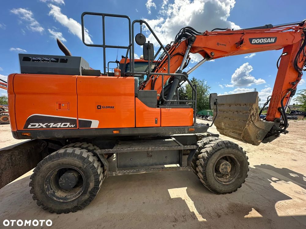 Doosan DX140W-5 - 2