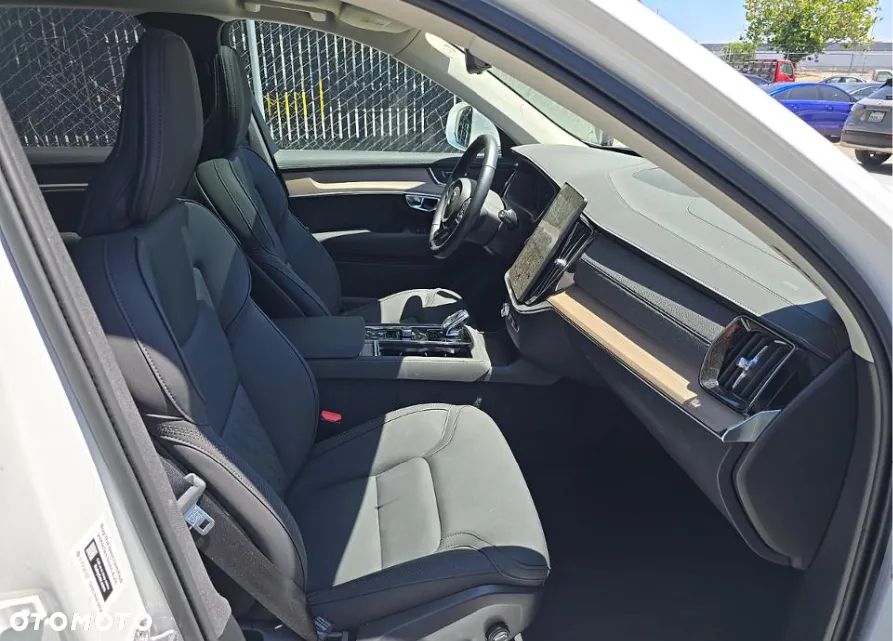 Volvo XC 90 - 11