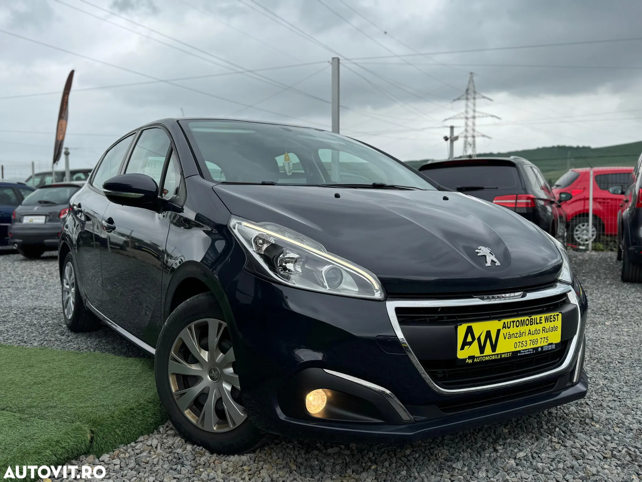 Peugeot 208 1.2 L PureTech Allure - 13