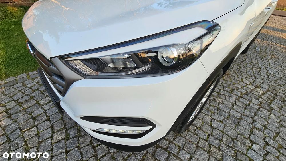 Hyundai Tucson 1.6 Turbo 2WD Navi - 18