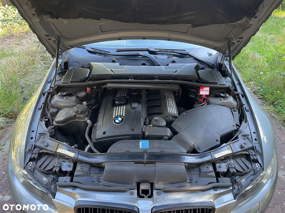BMW Seria 3 325i Cabrio - 19
