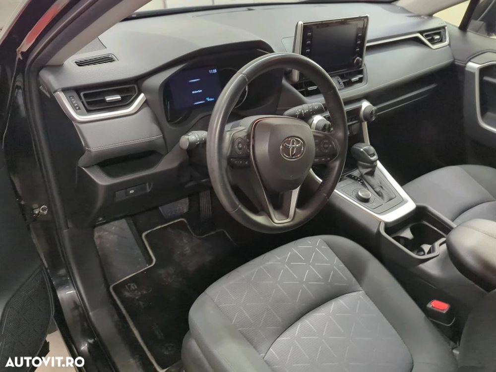 Toyota RAV4 - 3
