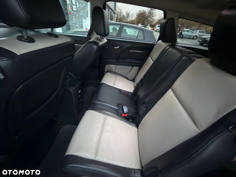 Dodge Journey - 14