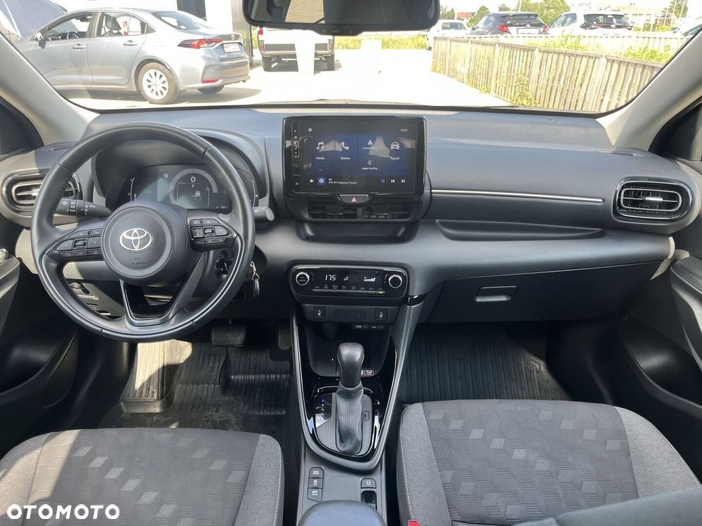 Toyota Yaris Hybrid 1.5 Style - 10