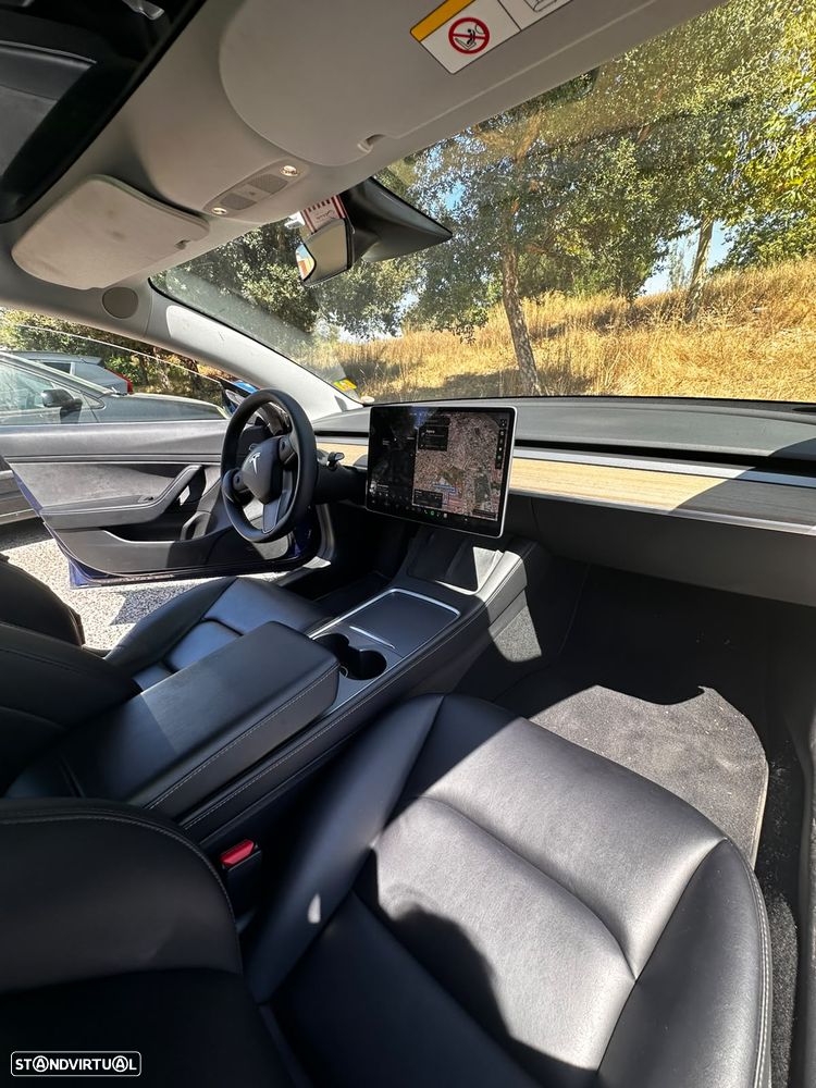 Tesla Model 3 Standard Range Plus RWD - 24