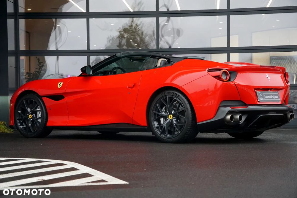 Ferrari Portofino - 6