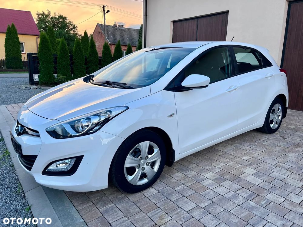 Hyundai i30 1.4 Classic + - 4