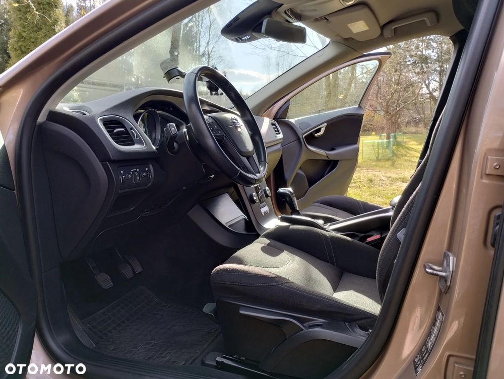 Volvo V40 - 4
