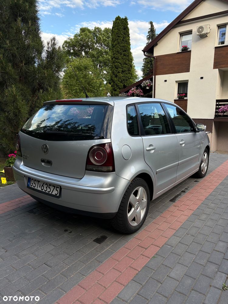 Volkswagen Polo 1.4 TDI Comfortline - 2