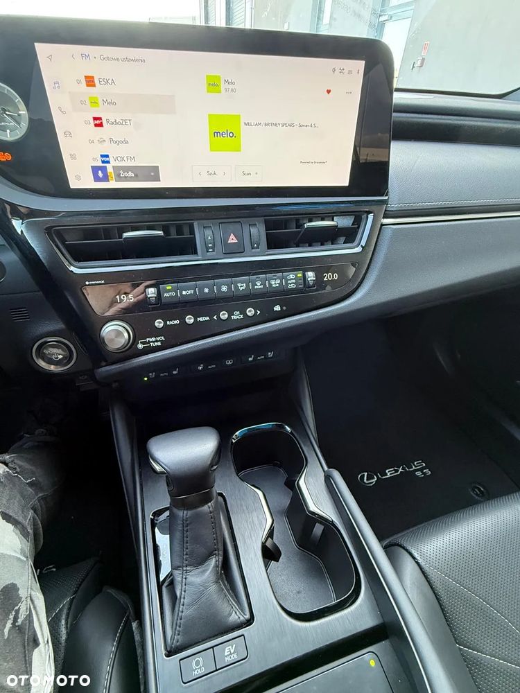 Lexus ES - 14