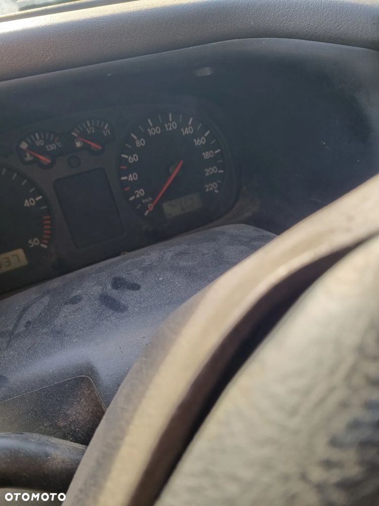 VW Transporter caravelle osobowy T4 1.9td 99r klima na części - 6