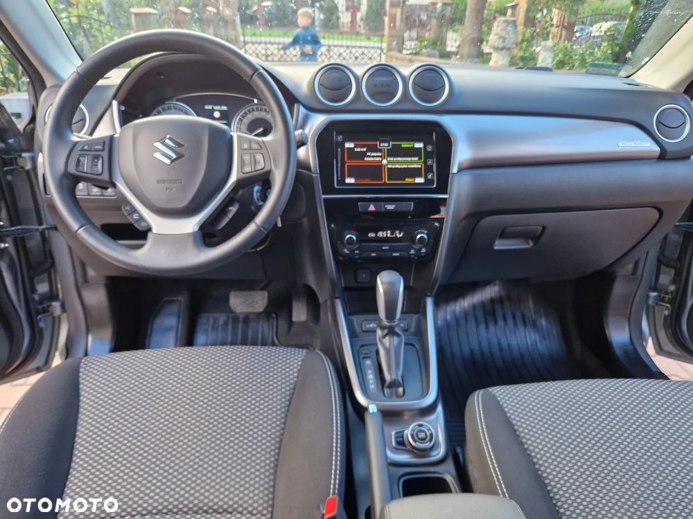 Suzuki Vitara 1.4 Boosterjet Premium 4WD - 17
