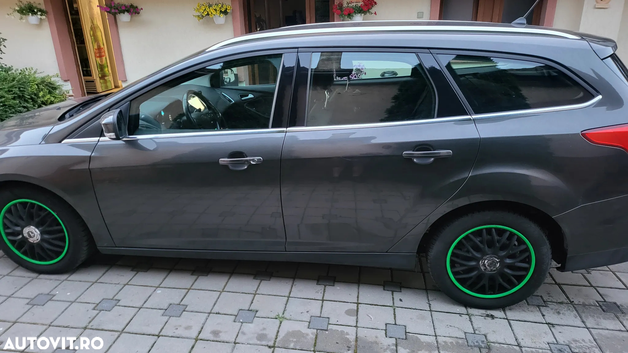 Ford Focus 2.0 TDCi DPF Aut. Titanium - 5