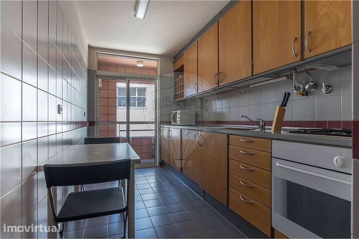 Apartamento T0 para arrendamento - Grande imagem: 5/13
