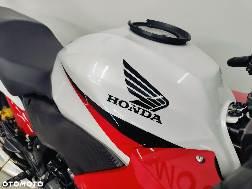 Honda CBR - 8