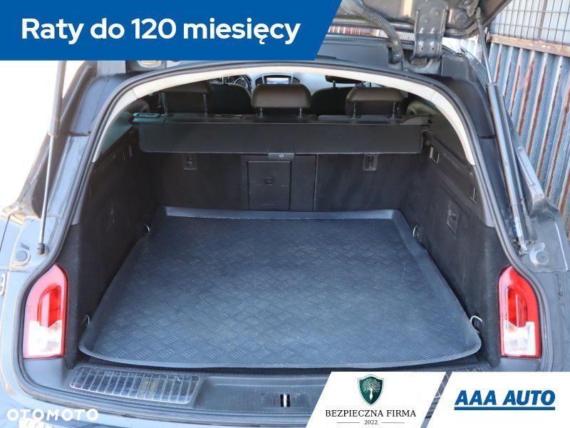 Opel Insignia - 16