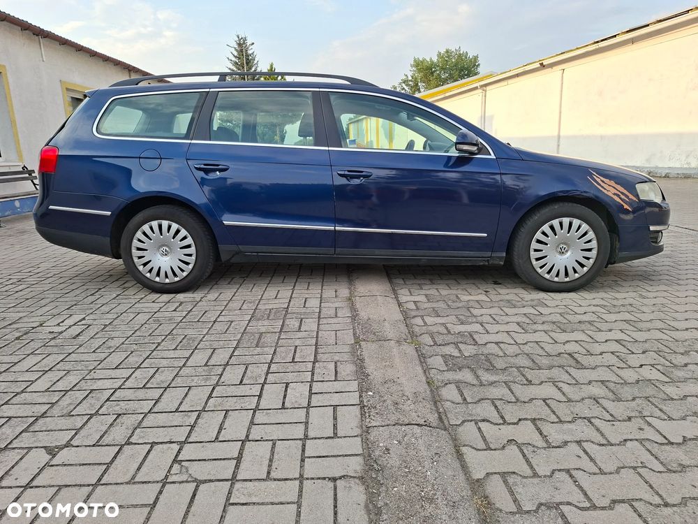 Volkswagen Passat 1.6 FSI Automatik Comfortline - 4