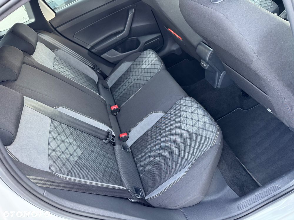 Volkswagen Taigo 1.5 TSI ACT R-Line Plus DSG - 35