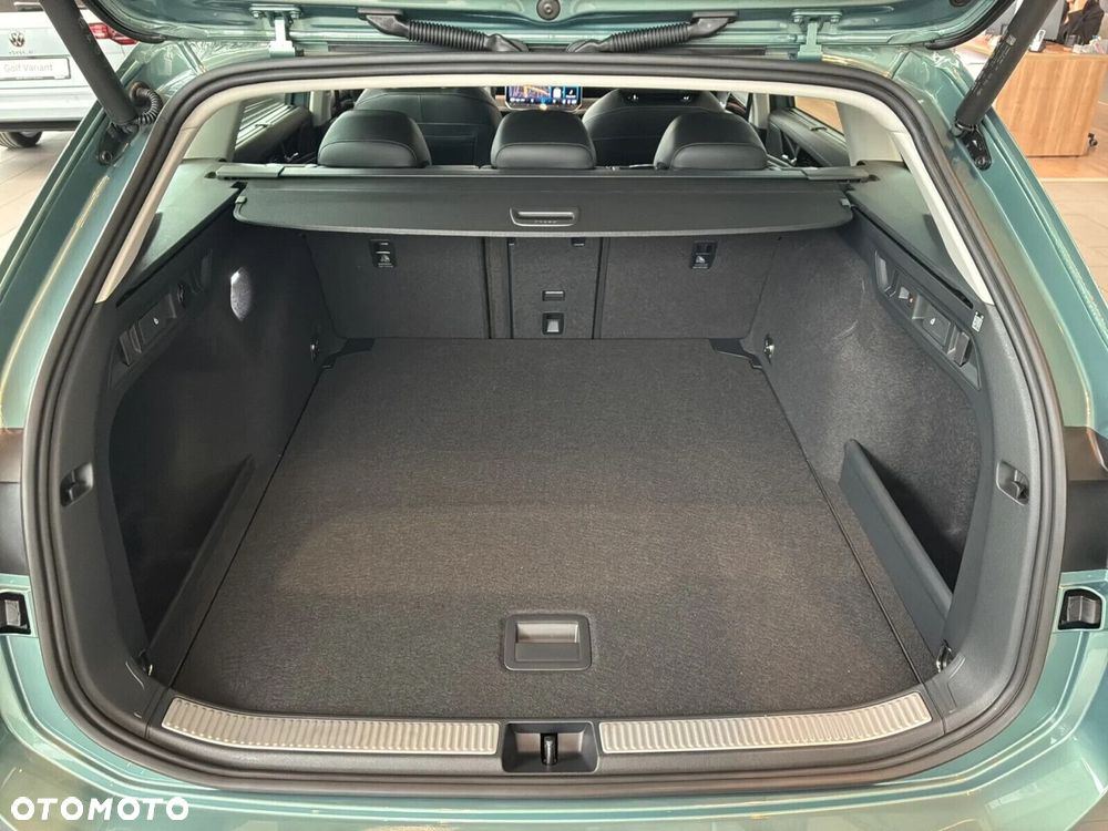 Volkswagen Passat Variant - 34