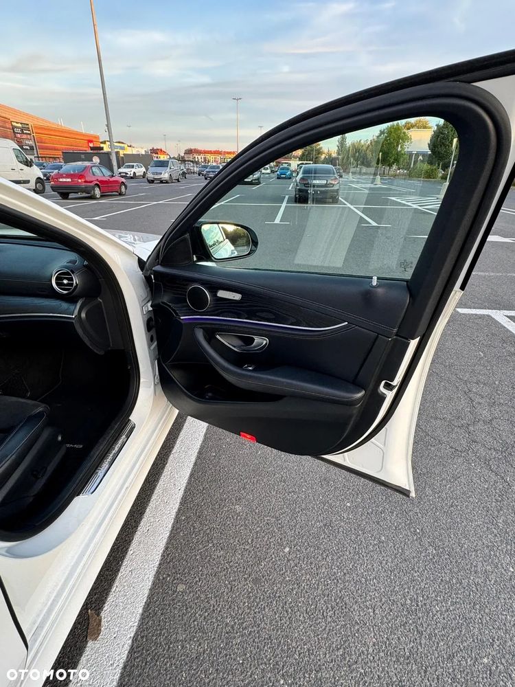 Mercedes-Benz Klasa E 220 d 4-Matic Business Edition 9G-TRONIC - 19