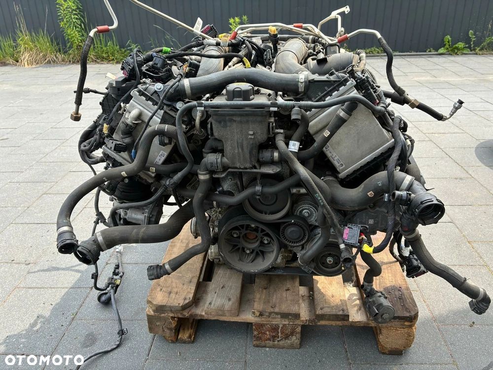 SILNIK N63B44D KOMPLETNY Z OSPRZĘTEM BMW 550i 750i 850i G05 M50i N63B44D - 1