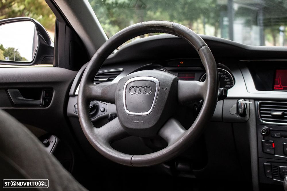 Audi A4 2.0 TDI DPF Ambition - 18