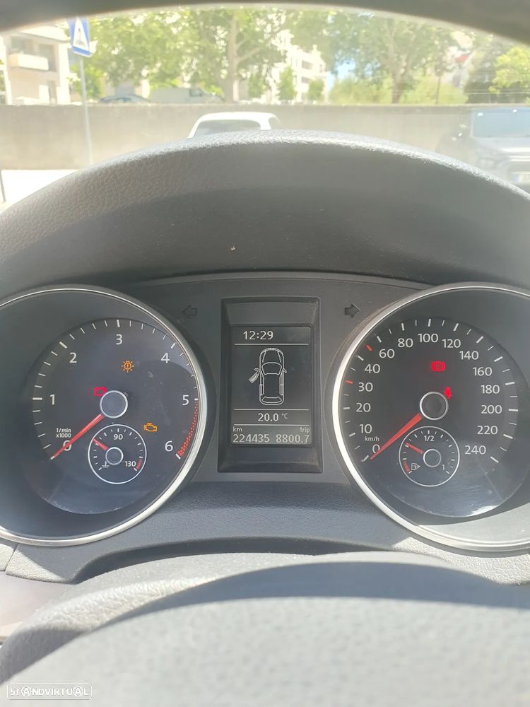 VW Golf 1.6 TDi Confortline - 7