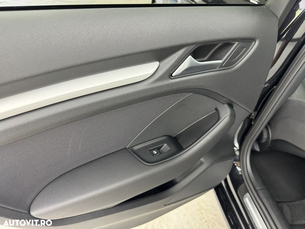 Audi A3 2.0 TDI (clean diesel) S tronic Ambition - 19