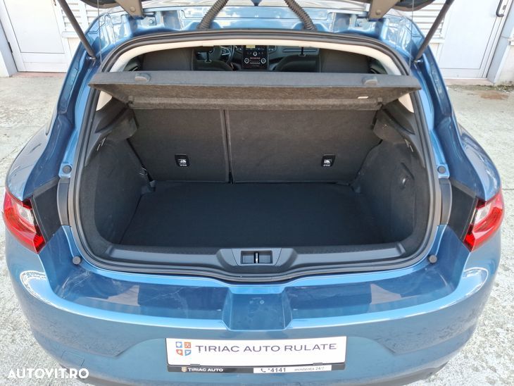 Renault Megane BLUE dCi 115 EDC LIMITED - 18