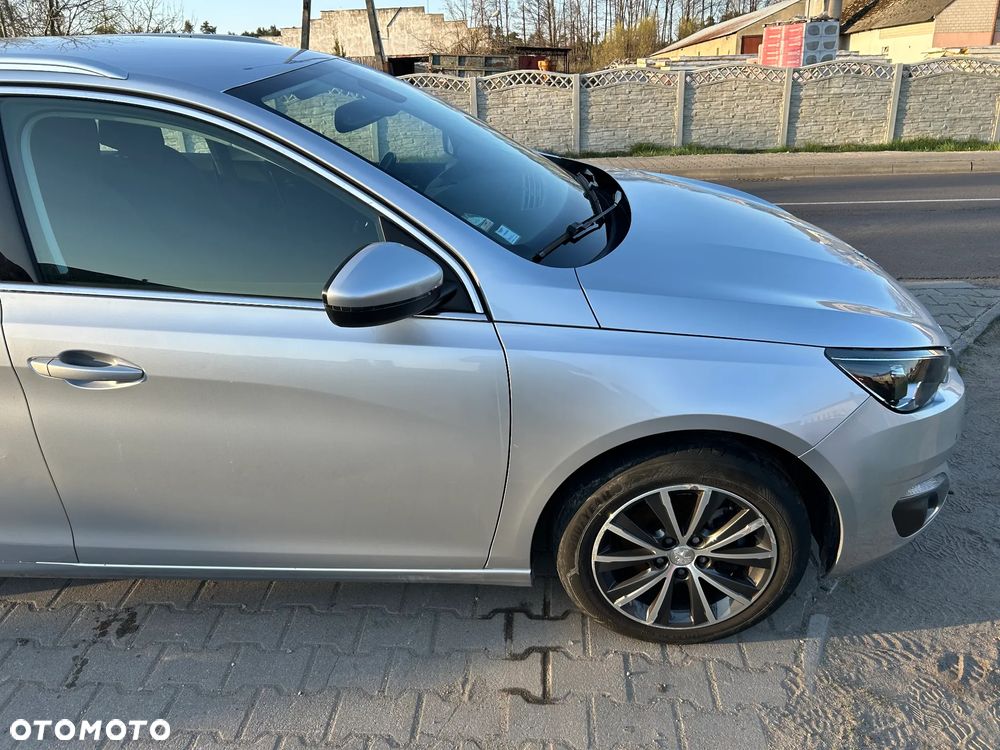 Peugeot 308 - 22