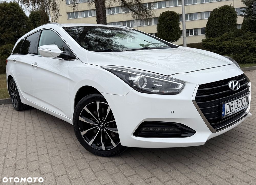 Hyundai i40 Kombi 2.0 Premium - 19