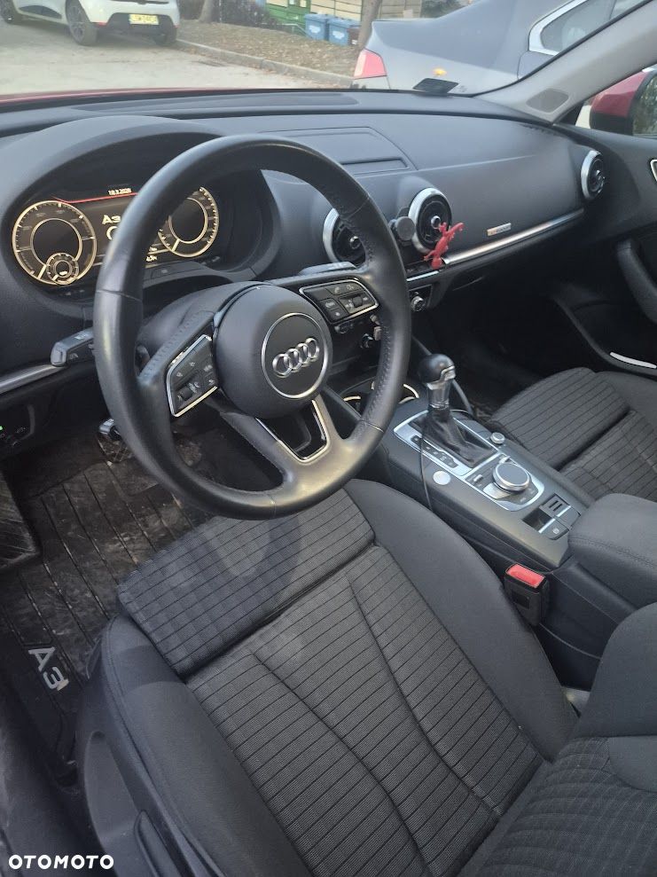 Audi A3 Sportback - 2