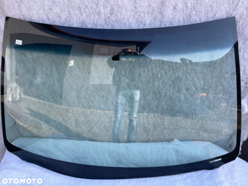 szyba przednia toyota avalon sedan sensor po 2005- - 1