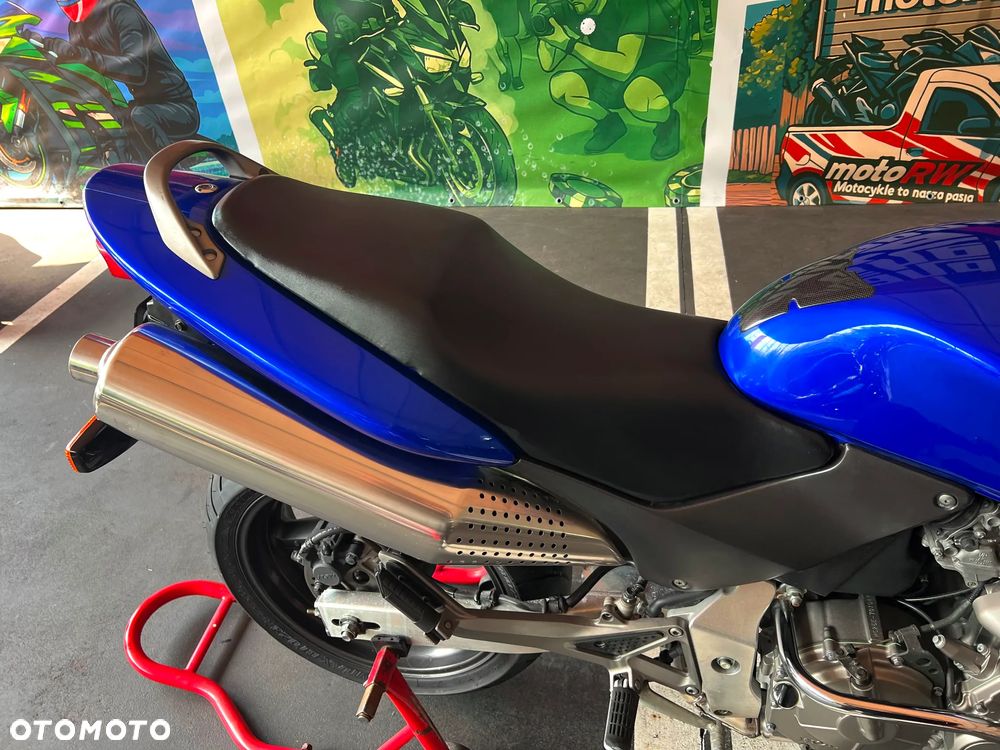 Honda CB - 10