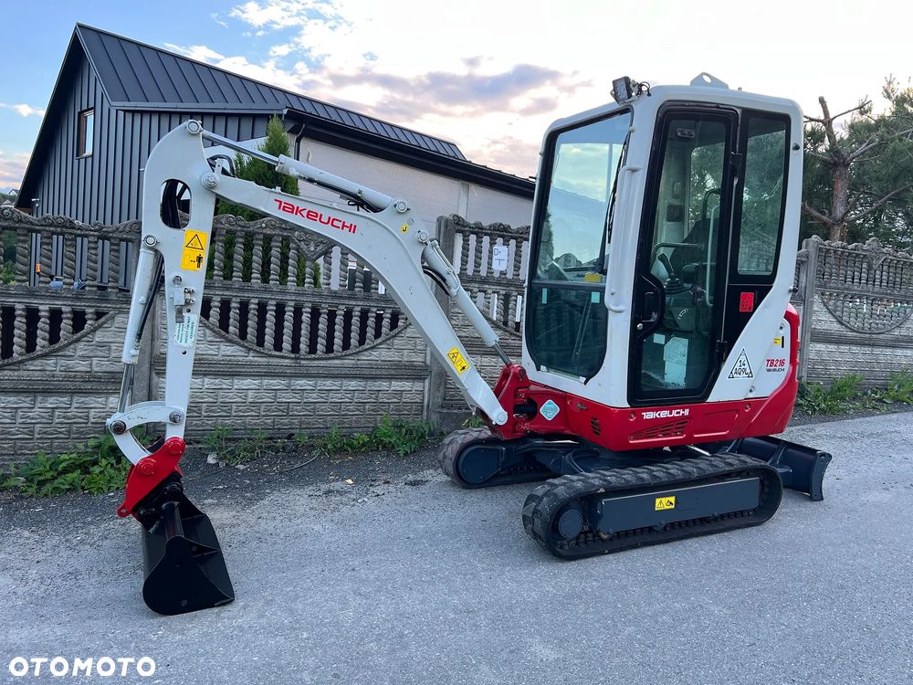Takeuchi TB216 | Minikoparka TAKEUCHI TB 216 | 2 Tony | Rozsuwane Gąsienice | Stan PERFEKCYJNY | Mini Koparka | - 9